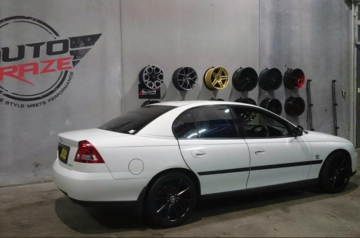 HOLDEN-COMMODORE-HSV-VY-CLUBSPORT-CONCAVE-MATTE-BLACK